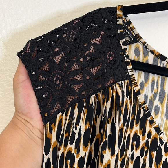 Roz & Ali Leopard Print Women’s Blouse Size 3X - Picture 4 of 9